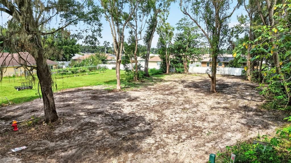 На продажу: $50,000 (0.24 acres)