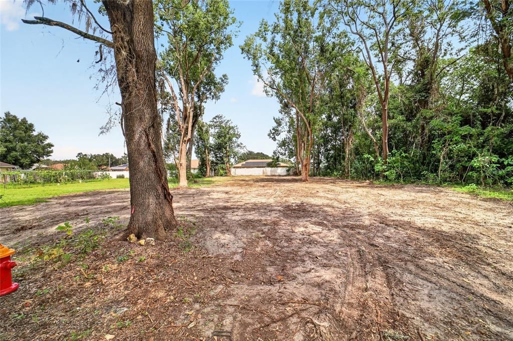 На продажу: $50,000 (0.24 acres)