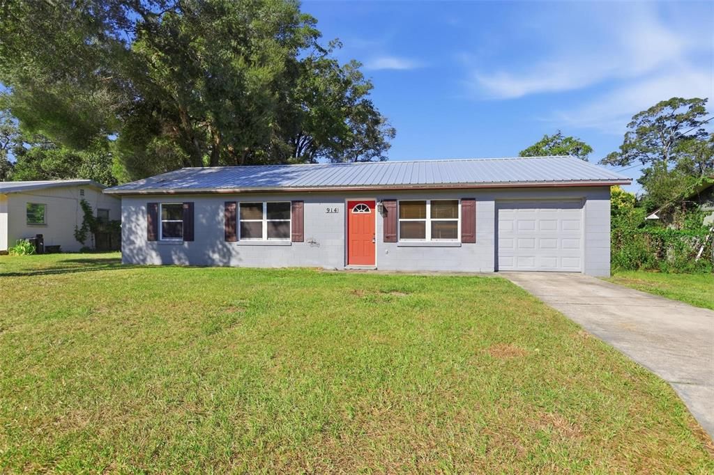 For Sale: $230,000 (3 beds, 1 baths, 1014 Square Feet)
