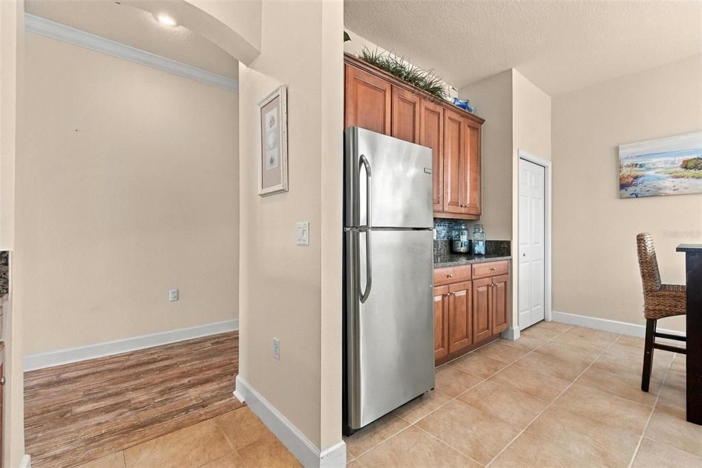 For Sale: $419,000 (3 beds, 2 baths, 1696 Square Feet)