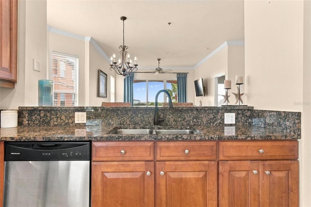 For Sale: $419,000 (3 beds, 2 baths, 1696 Square Feet)