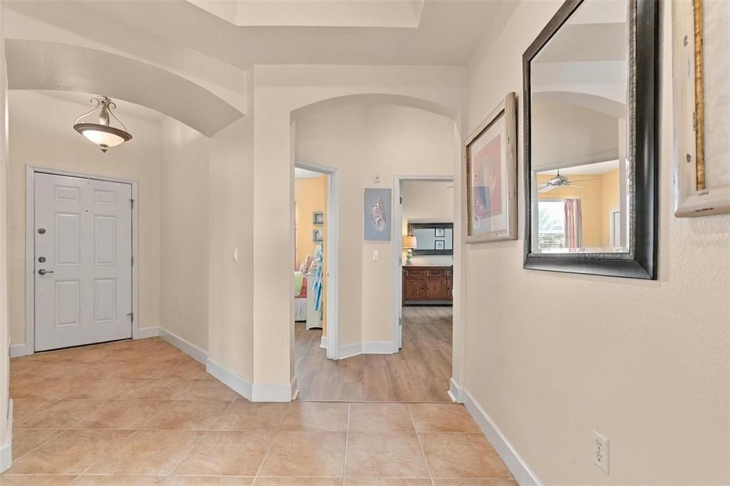 For Sale: $419,000 (3 beds, 2 baths, 1696 Square Feet)