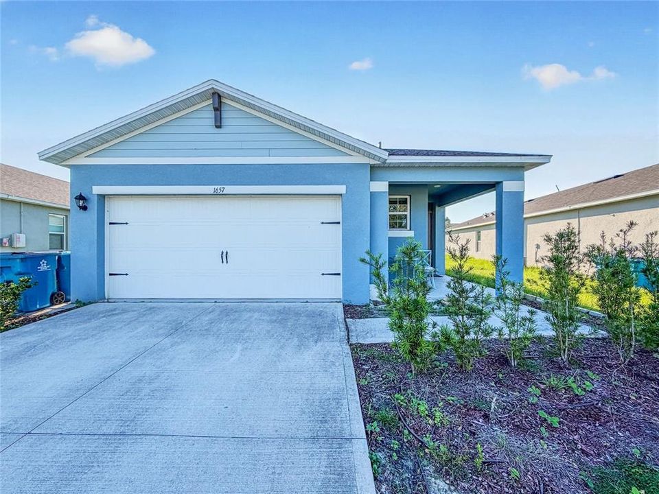 For Sale: $295,000 (3 beds, 2 baths, 1625 Square Feet)