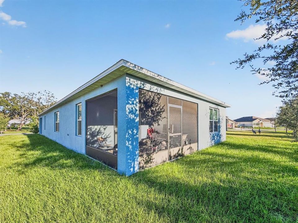 For Sale: $295,000 (3 beds, 2 baths, 1625 Square Feet)