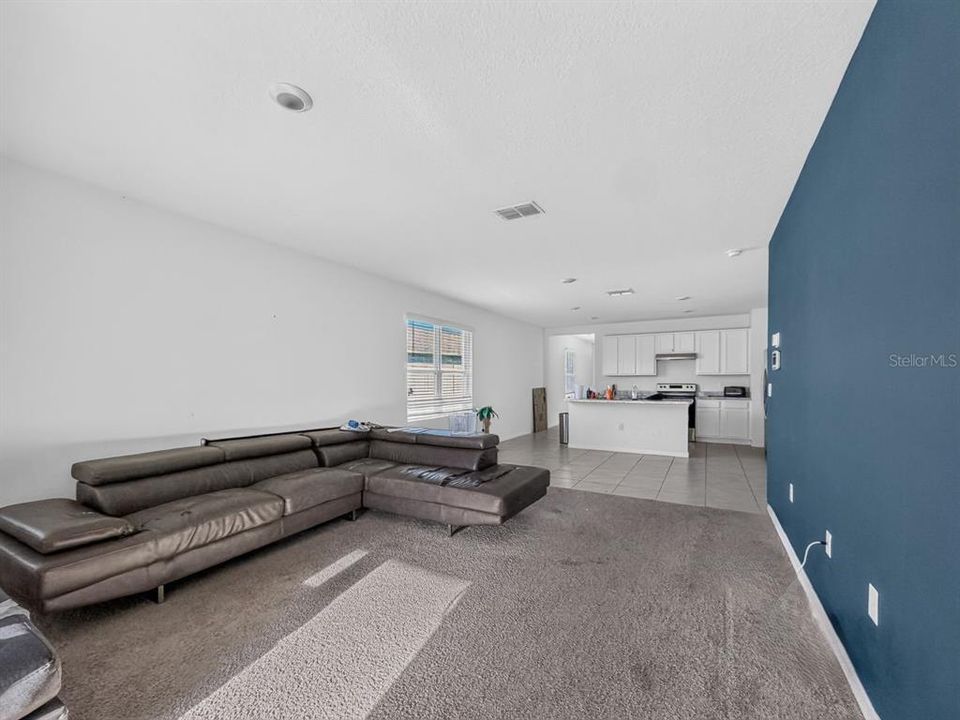 For Sale: $295,000 (3 beds, 2 baths, 1625 Square Feet)