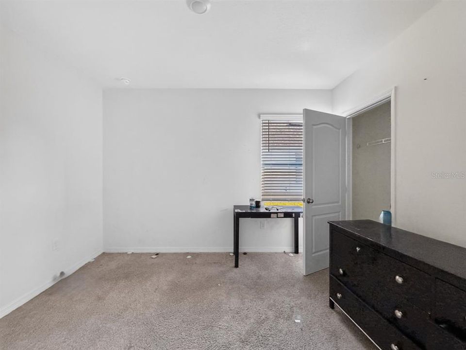 For Sale: $295,000 (3 beds, 2 baths, 1625 Square Feet)