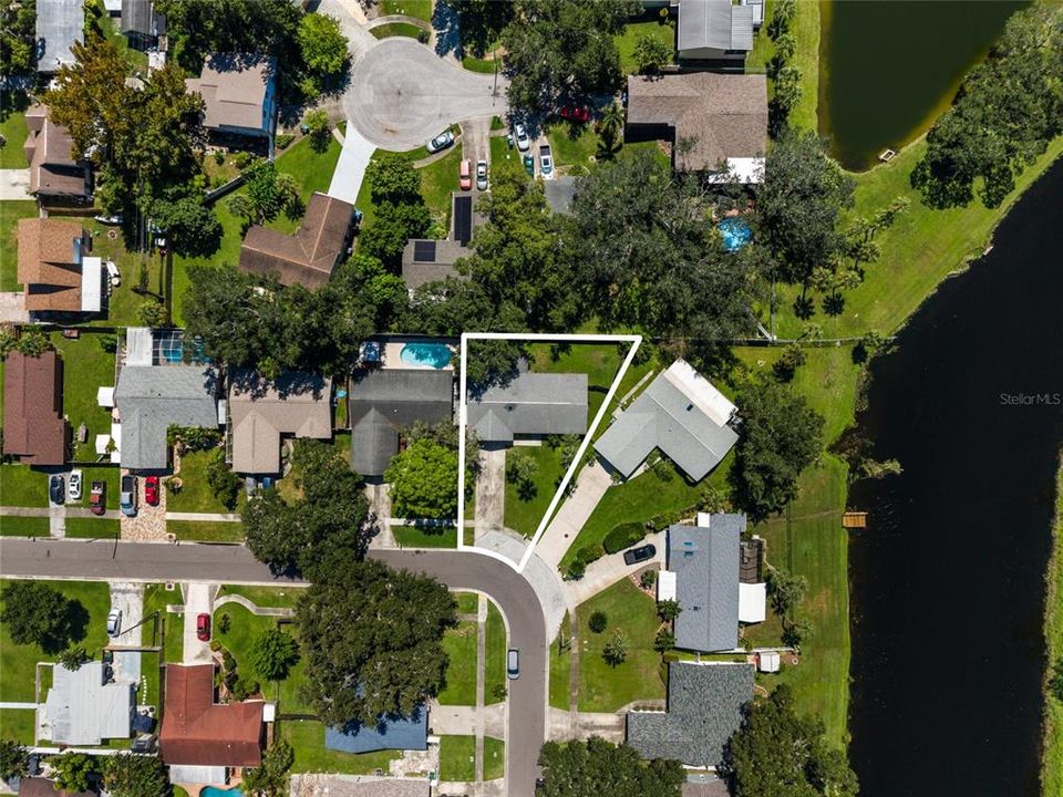 En Venta: $430,000 (3 camas, 2 baños, 1607 Pies cuadrados)
