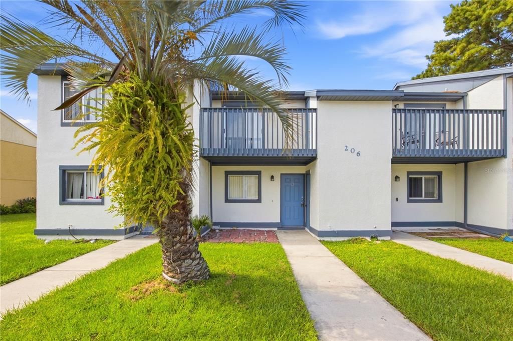 For Rent: $1,650 (3 beds, 2 baths, 1088 Square Feet)