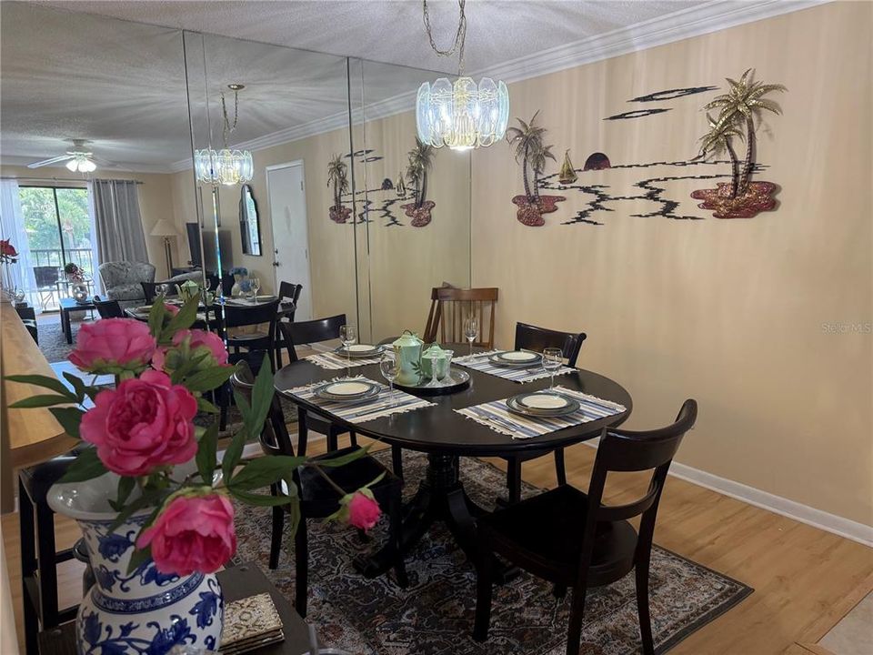 В аренду: $1,950 (2 спален, 2 ванн, 1062 Квадратных фут)