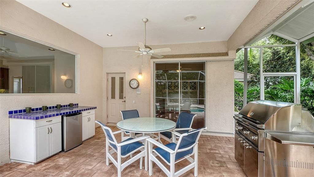 For Sale: $988,888 (3 beds, 3 baths, 2686 Square Feet)