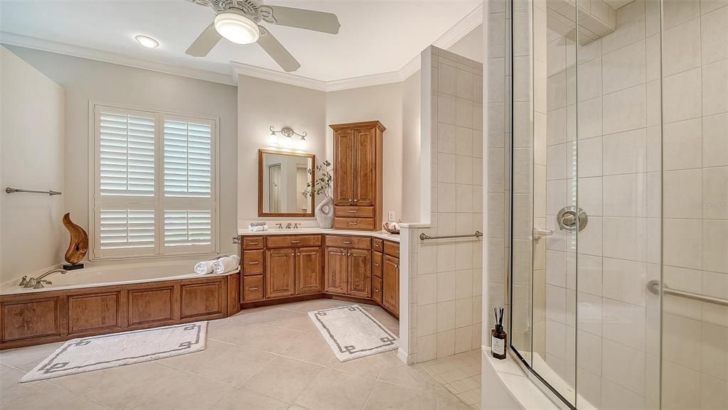For Sale: $988,888 (3 beds, 3 baths, 2686 Square Feet)