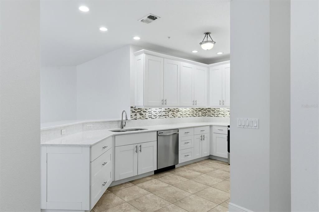 For Sale: $419,000 (3 beds, 2 baths, 1854 Square Feet)