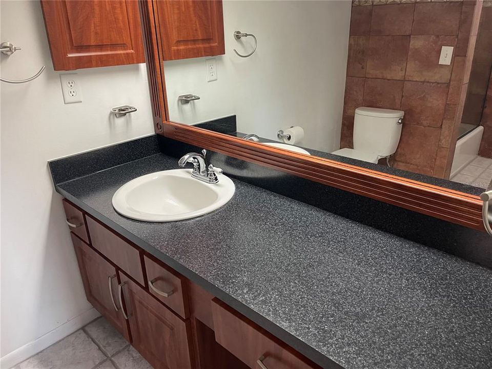 En Venta: $199,500 (2 camas, 1 baños, 1100 Pies cuadrados)
