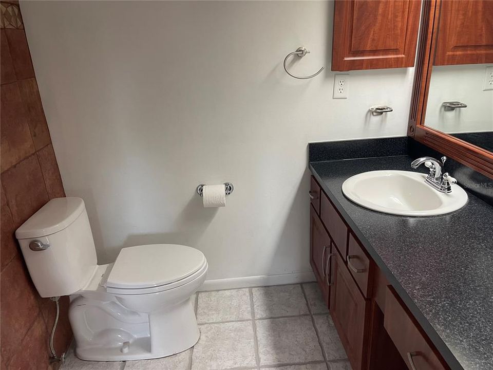 En Venta: $199,500 (2 camas, 1 baños, 1100 Pies cuadrados)