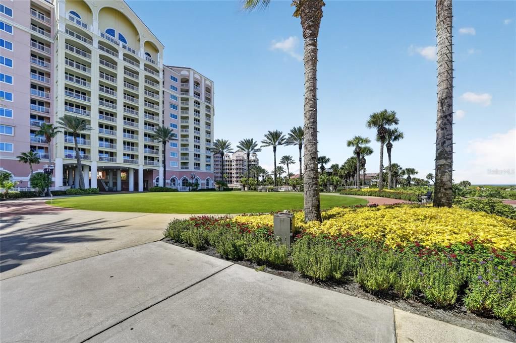 For Sale: $1,200,000 (3 beds, 3 baths, 2588 Square Feet)