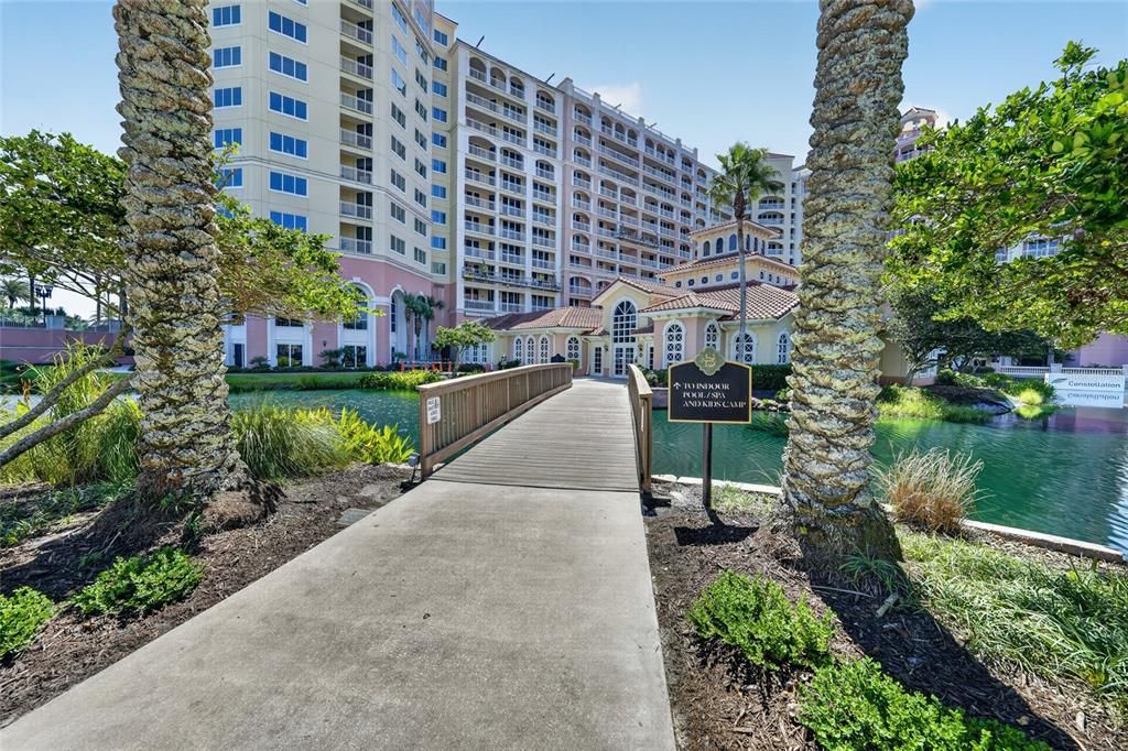 For Sale: $1,200,000 (3 beds, 3 baths, 2588 Square Feet)