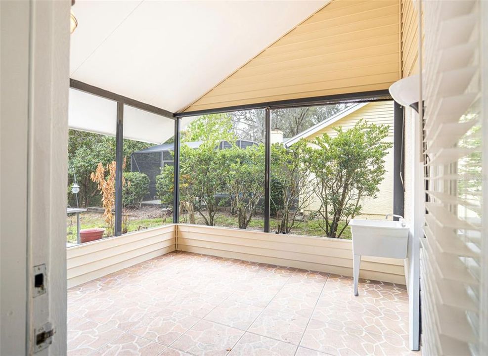 For Sale: $435,000 (4 beds, 3 baths, 2238 Square Feet)