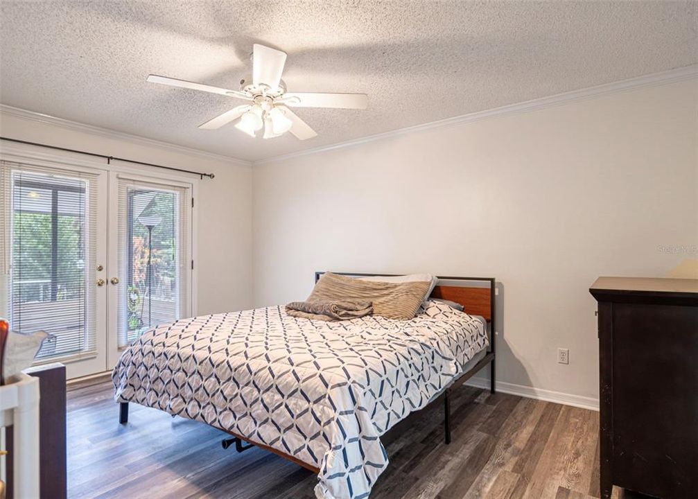 For Sale: $435,000 (4 beds, 3 baths, 2238 Square Feet)
