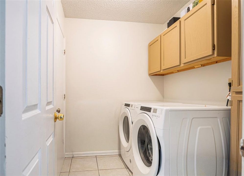For Sale: $435,000 (4 beds, 3 baths, 2238 Square Feet)