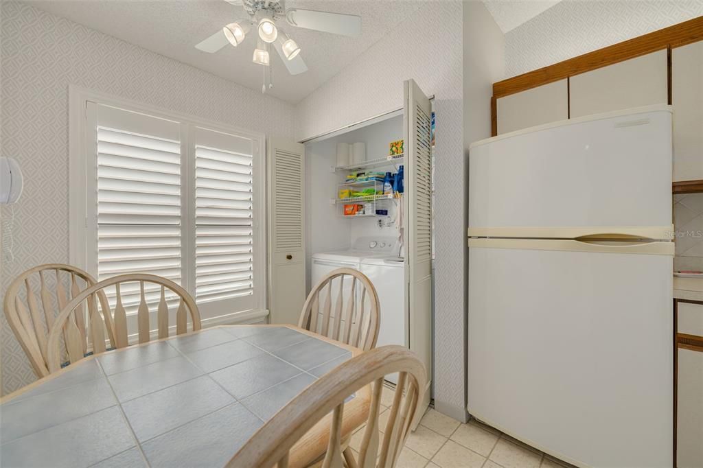 For Sale: $245,000 (2 beds, 2 baths, 1200 Square Feet)