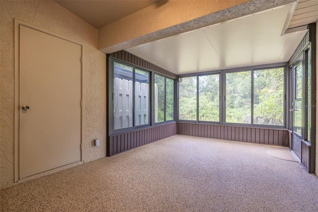 For Sale: $245,000 (2 beds, 2 baths, 1200 Square Feet)
