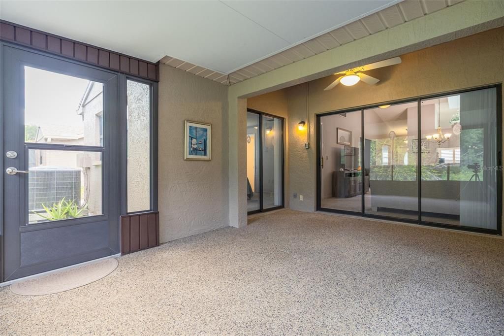 For Sale: $245,000 (2 beds, 2 baths, 1200 Square Feet)