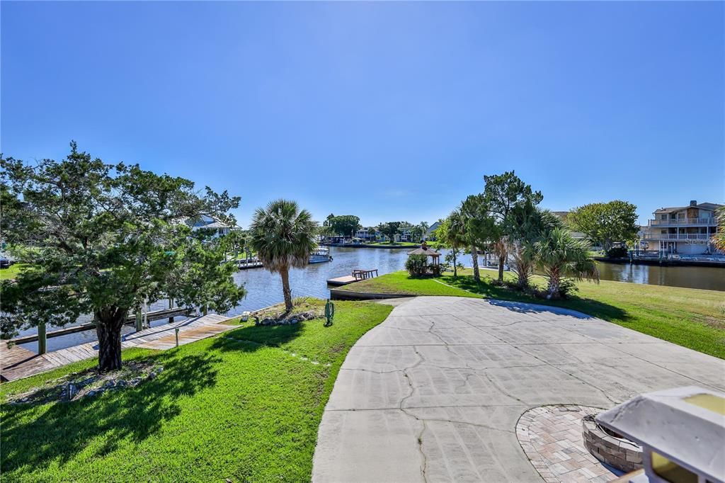 For Sale: $499,000 (3 beds, 1 baths, 1056 Square Feet)