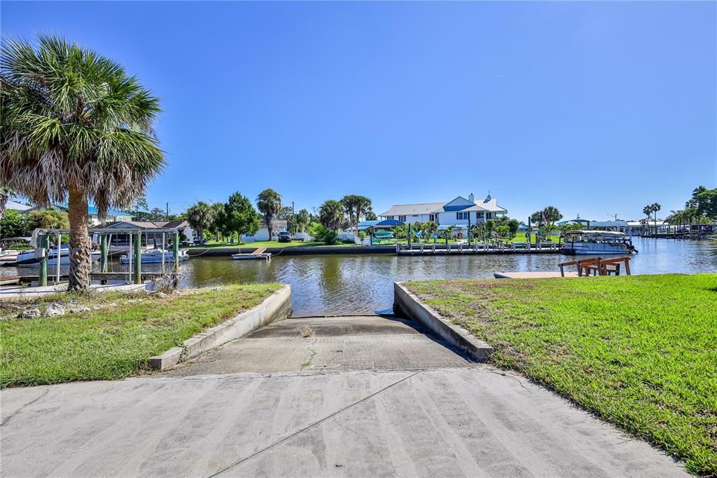 For Sale: $499,000 (3 beds, 1 baths, 1056 Square Feet)