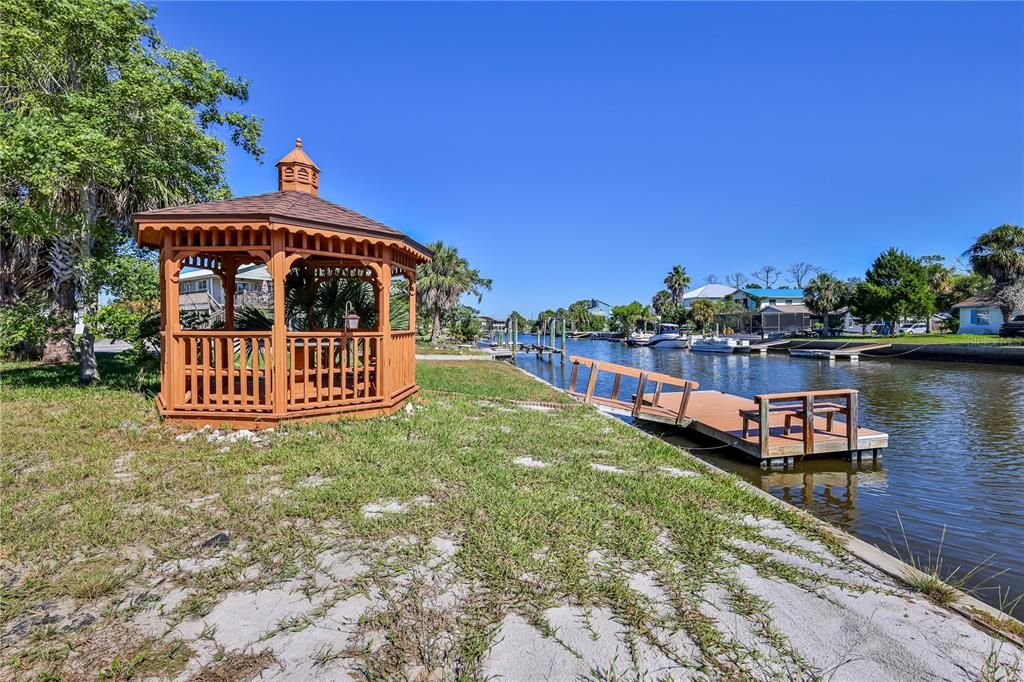 For Sale: $499,000 (3 beds, 1 baths, 1056 Square Feet)