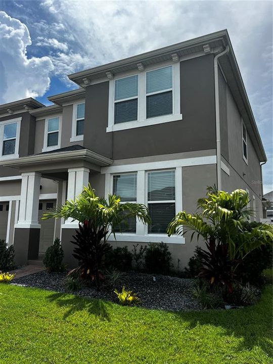 For Sale: $669,990 (5 beds, 3 baths, 2911 Square Feet)