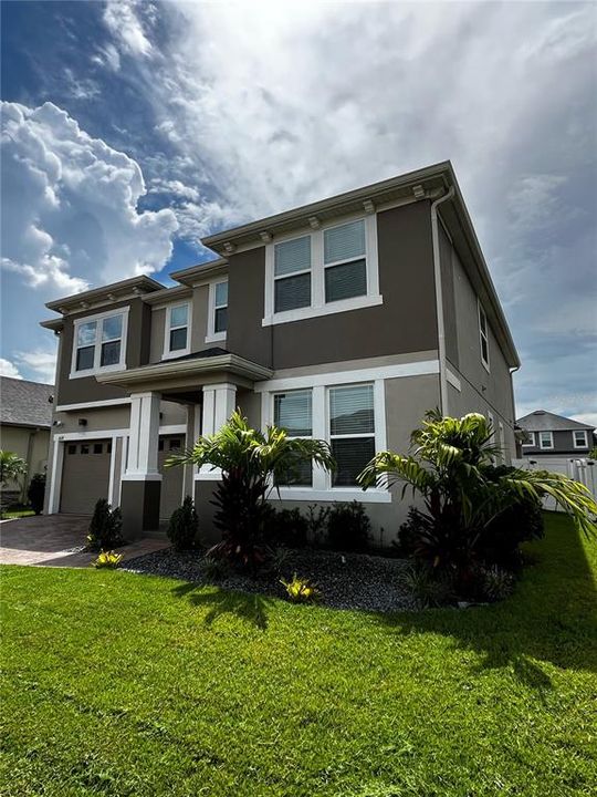 For Sale: $669,990 (5 beds, 3 baths, 2911 Square Feet)