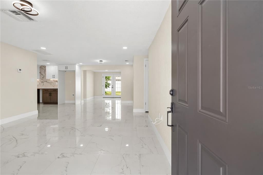 En Venta: $289,900 (3 camas, 2 baños, 1280 Pies cuadrados)