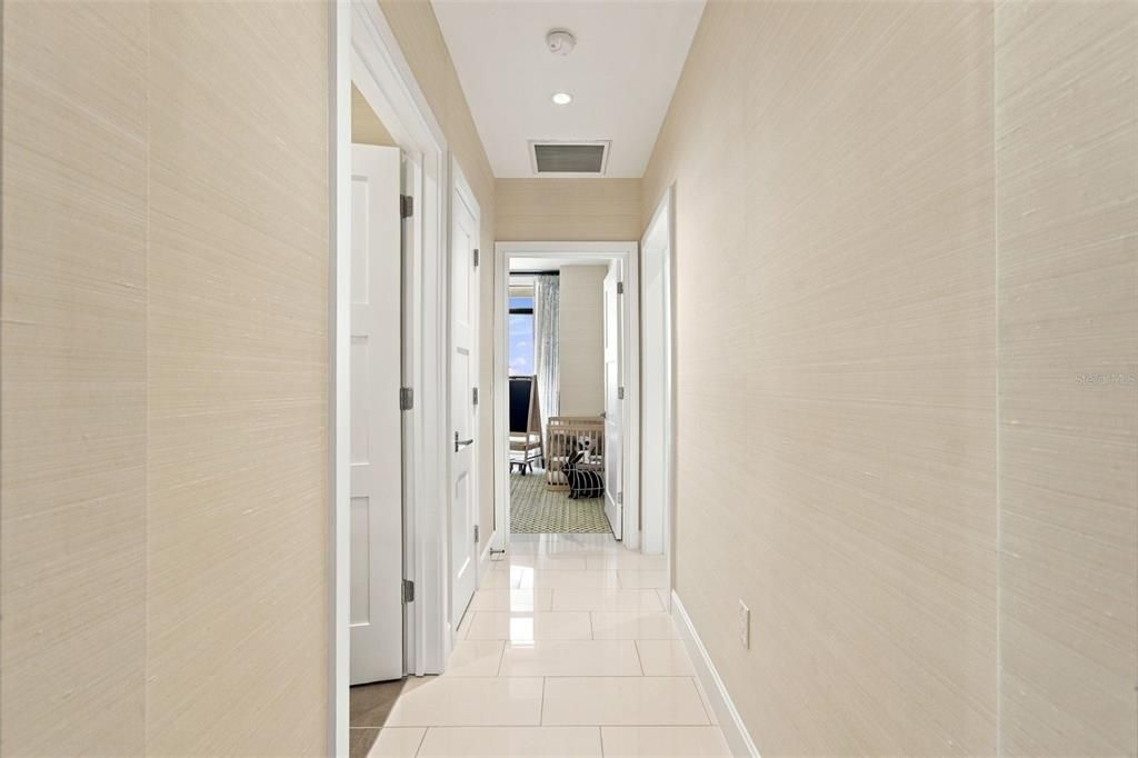 En Venta: $2,299,000 (3 camas, 3 baños, 2156 Pies cuadrados)