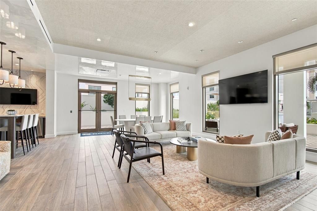 En Venta: $2,299,000 (3 camas, 3 baños, 2156 Pies cuadrados)