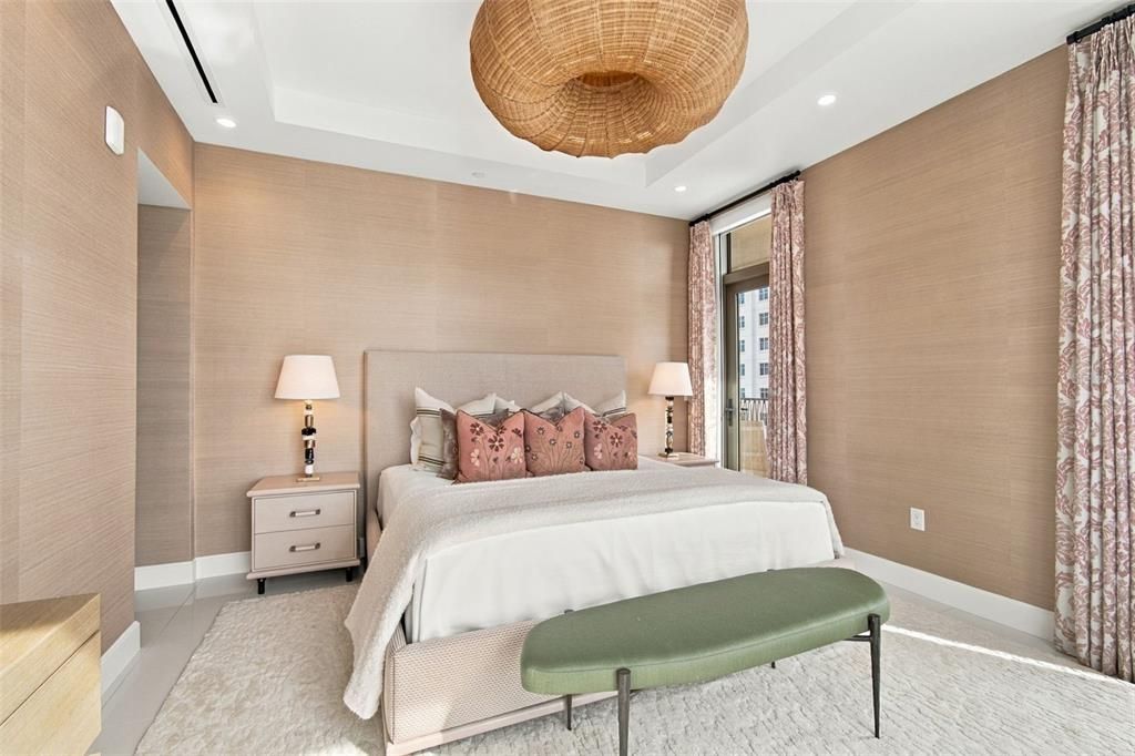En Venta: $2,299,000 (3 camas, 3 baños, 2156 Pies cuadrados)