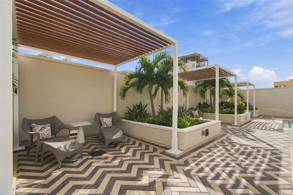 En Venta: $2,299,000 (3 camas, 3 baños, 2156 Pies cuadrados)