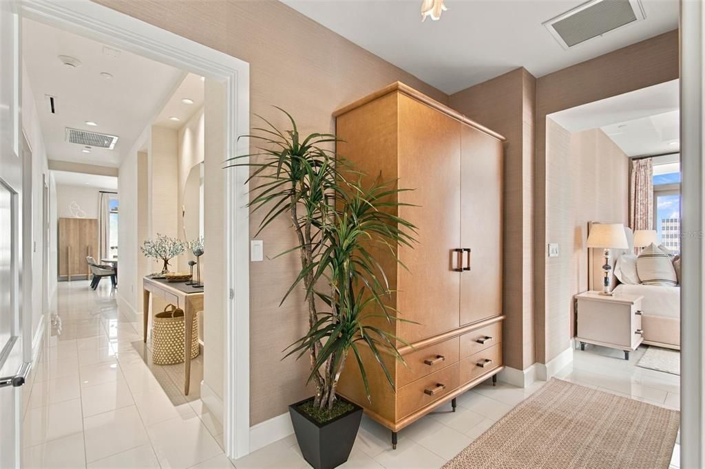 En Venta: $2,299,000 (3 camas, 3 baños, 2156 Pies cuadrados)