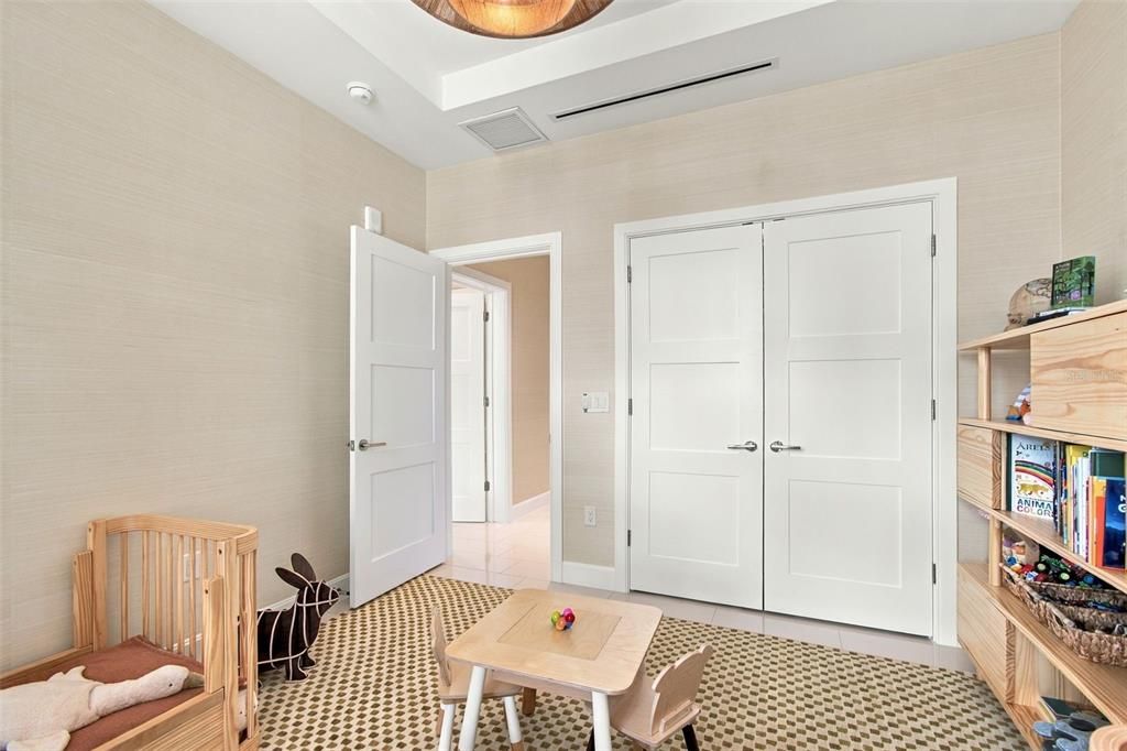 En Venta: $2,299,000 (3 camas, 3 baños, 2156 Pies cuadrados)
