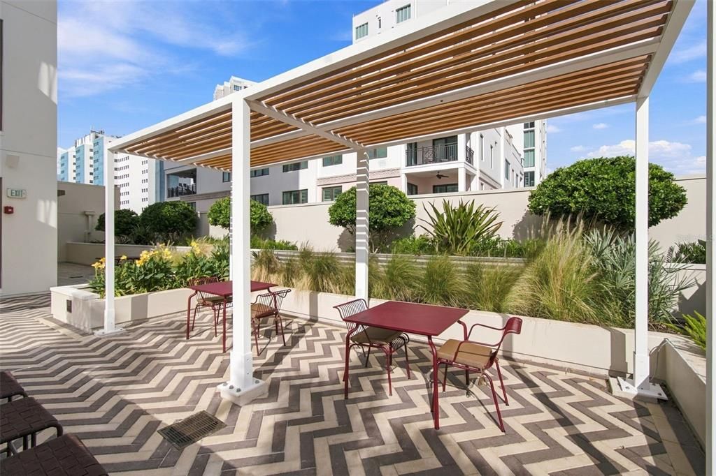 En Venta: $2,299,000 (3 camas, 3 baños, 2156 Pies cuadrados)