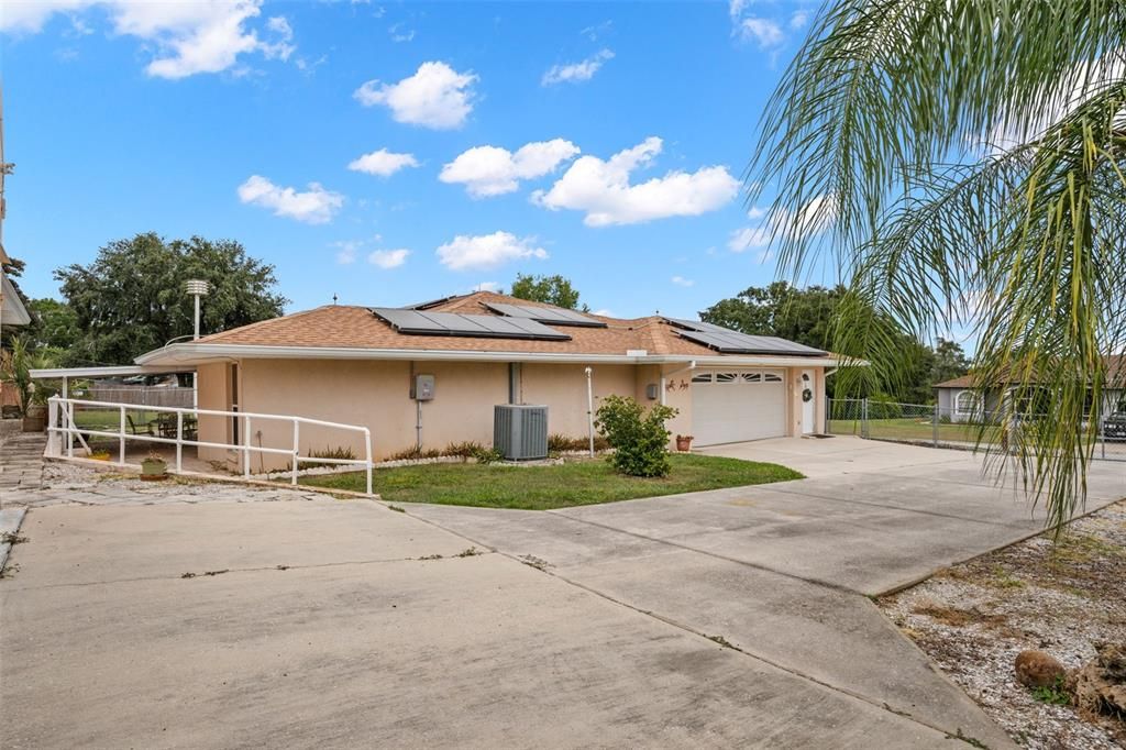 En Venta: $299,900 (3 camas, 2 baños, 1713 Pies cuadrados)