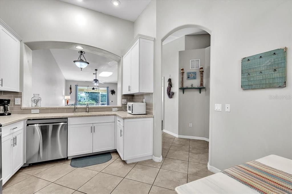 For Sale: $249,900 (3 beds, 2 baths, 1765 Square Feet)