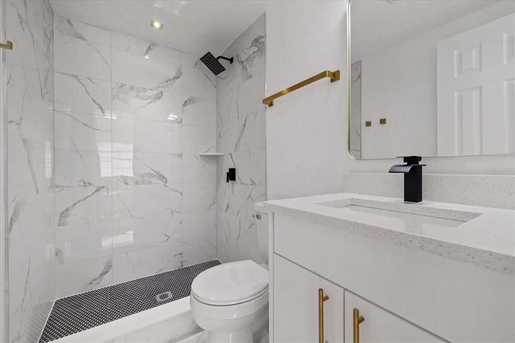 For Sale: $394,900 (4 beds, 2 baths, 1173 Square Feet)
