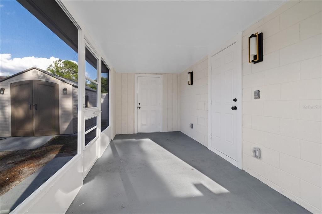 For Sale: $394,900 (4 beds, 2 baths, 1173 Square Feet)