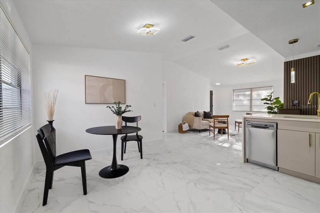 For Sale: $394,900 (4 beds, 2 baths, 1173 Square Feet)
