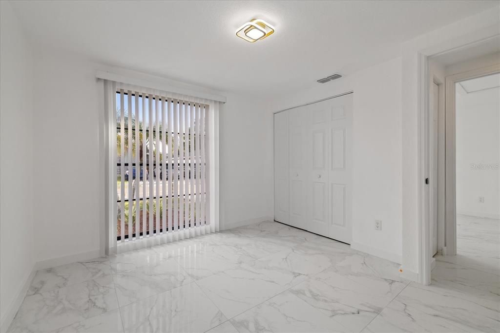For Sale: $394,900 (4 beds, 2 baths, 1173 Square Feet)