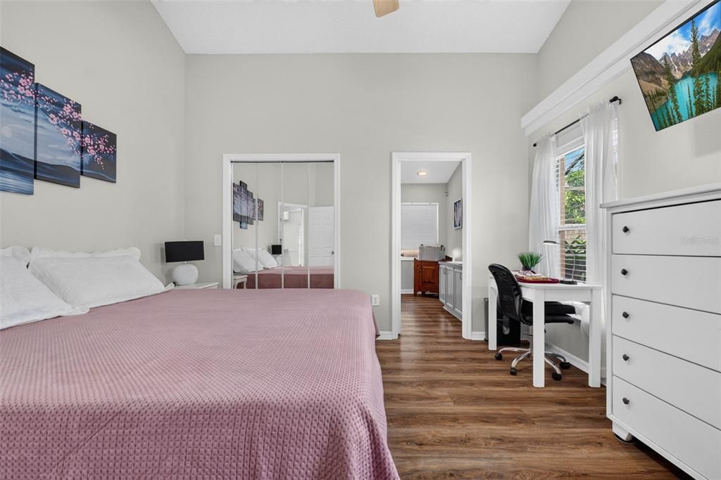 Active With Contract: $385,000 (3 beds, 2 baths, 1628 Square Feet)