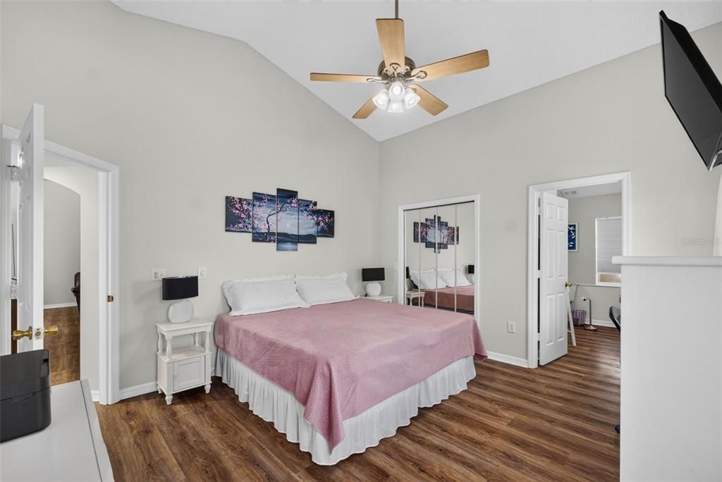 Active With Contract: $385,000 (3 beds, 2 baths, 1628 Square Feet)