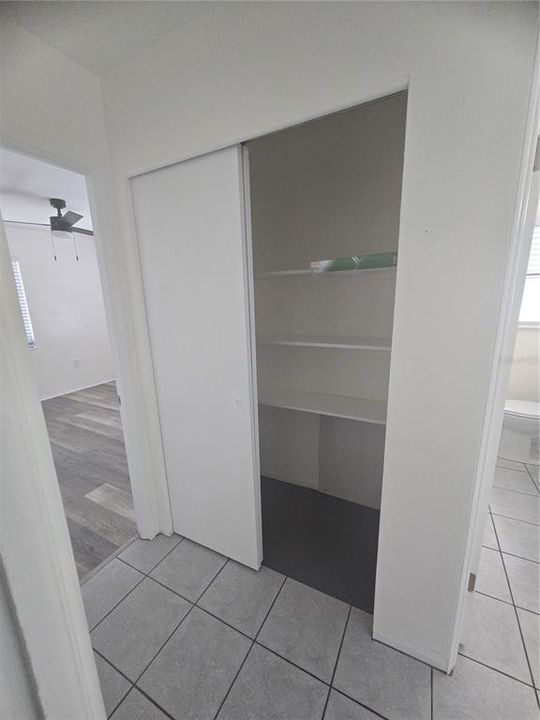 For Rent: $2,400 (2 beds, 1 baths, 1080 Square Feet)