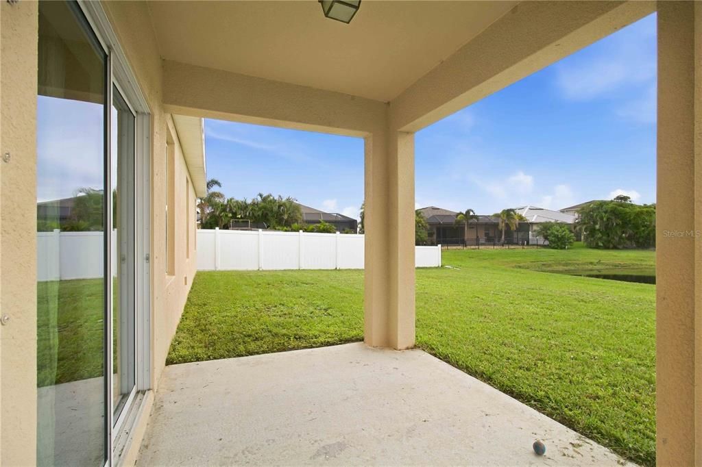 For Rent: $2,550 (3 beds, 2 baths, 1626 Square Feet)