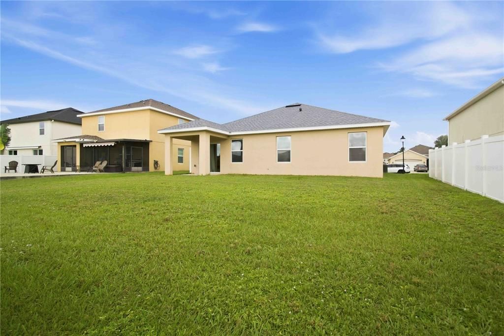 For Rent: $2,550 (3 beds, 2 baths, 1626 Square Feet)